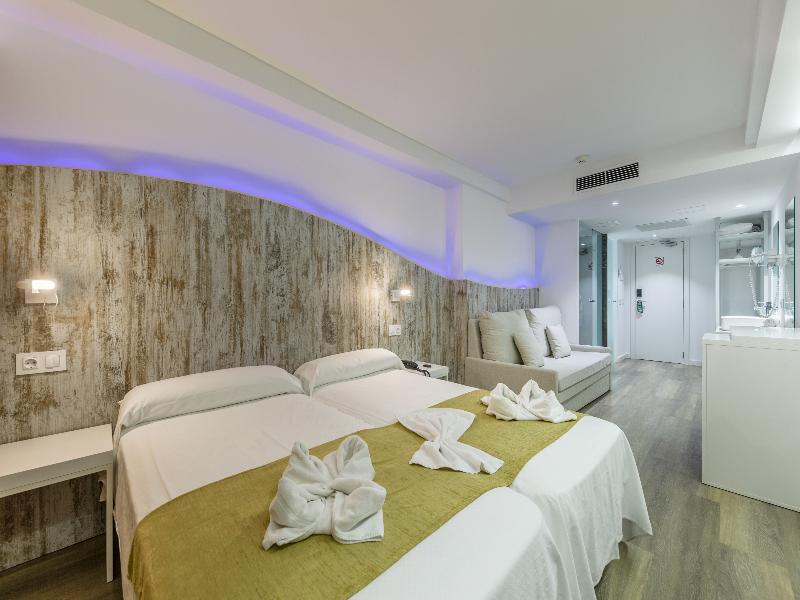 Welikehotel Triton Beach image