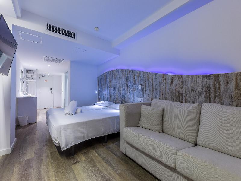 Welikehotel Triton Beach image