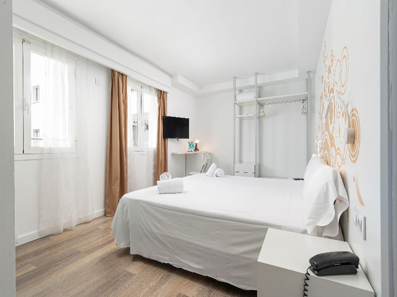 Welikehotel Triton Beach image