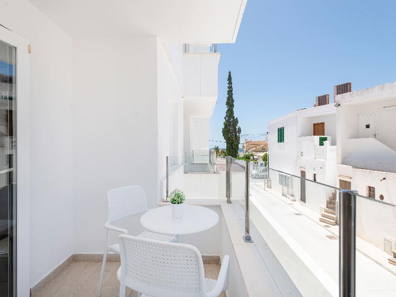 Welikehotel Triton Beach image