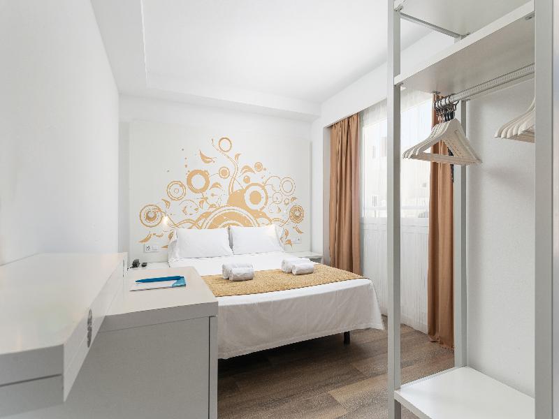 Welikehotel Triton Beach image