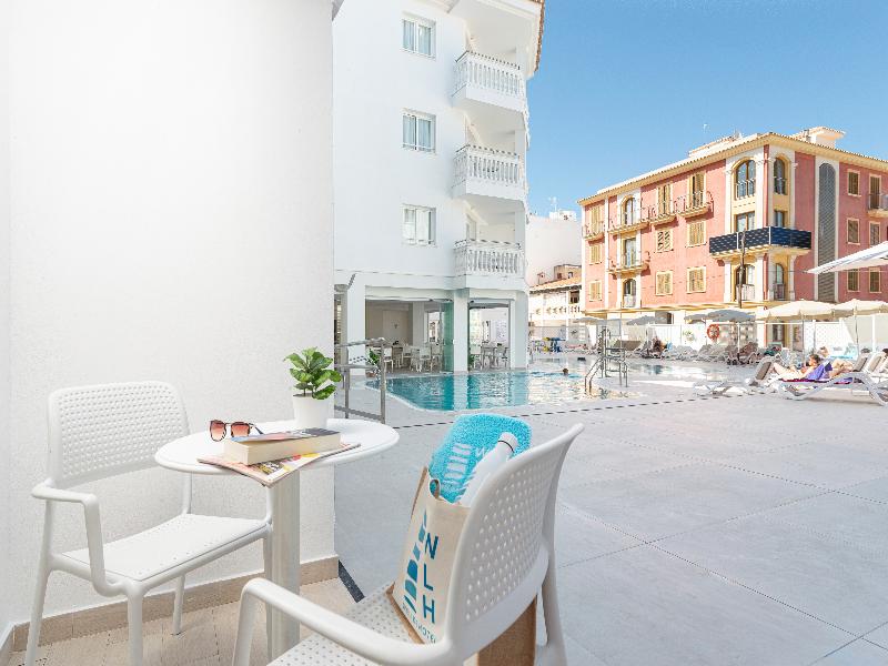 Welikehotel Triton Beach image