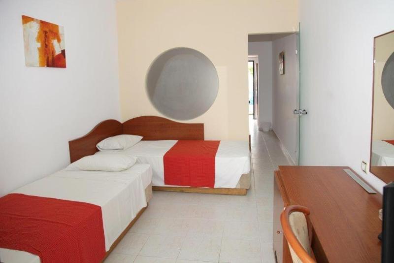 Rodos Star gallery photo 12