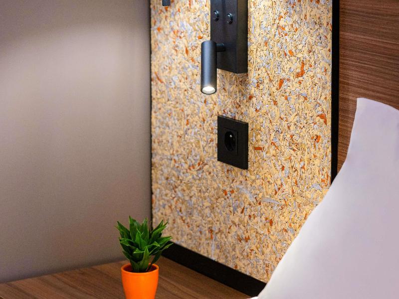 Greet Hotel Chatellerault image