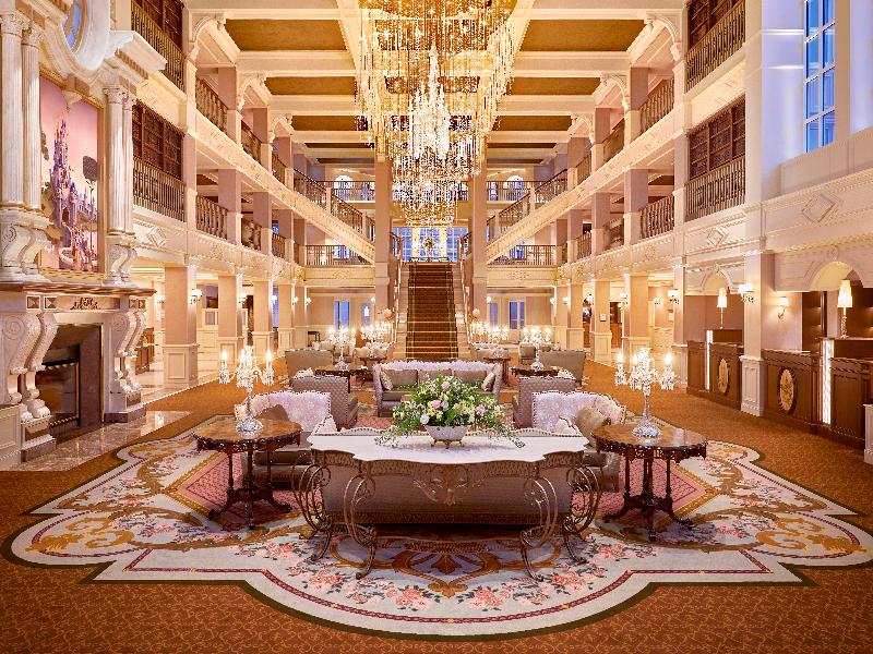 Disneyland Hotel + Tickets image
