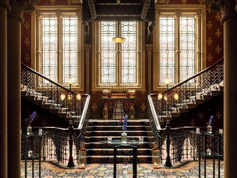 St. Pancras London, Autograph Collection image