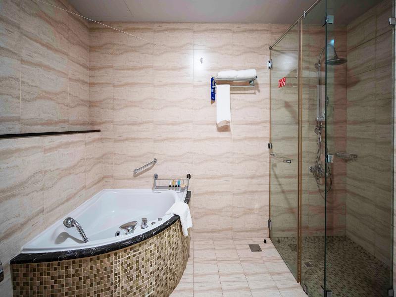 Copthorne Hotel Sharjah image