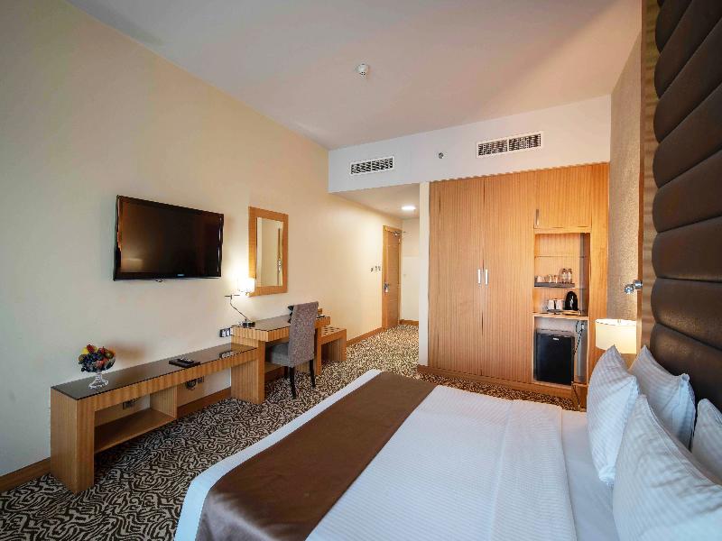 Copthorne Hotel Sharjah image