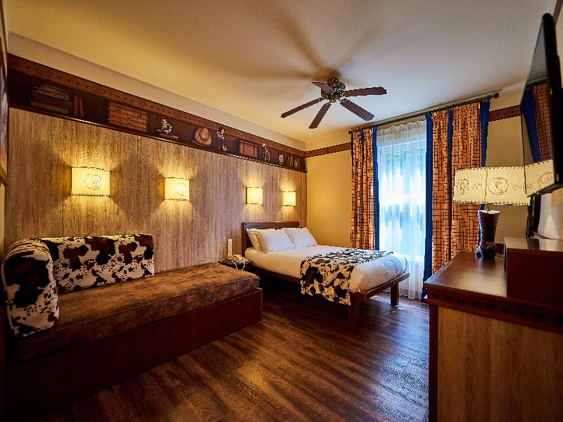 Disney Hotel Cheyenne + Tickets image