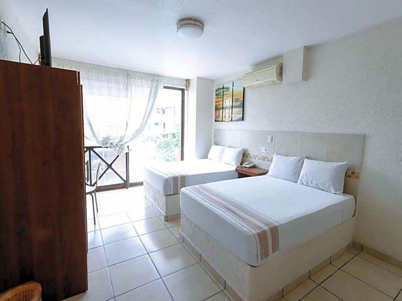 Guivá Huatulco image