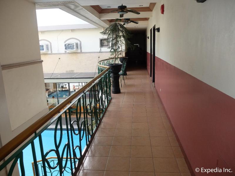 DM Residente Resort image
