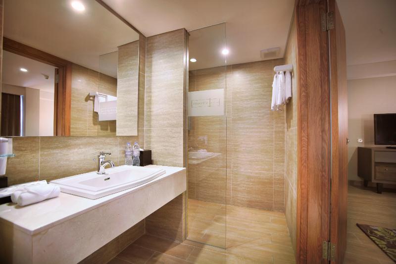 Harper Kuta Hotel by ASTON image