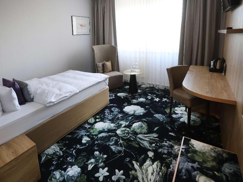 Best Western Hotel Windorf image
