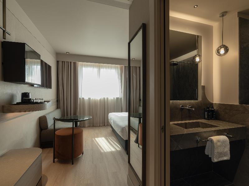 Best Western Hotel Rome Airport image