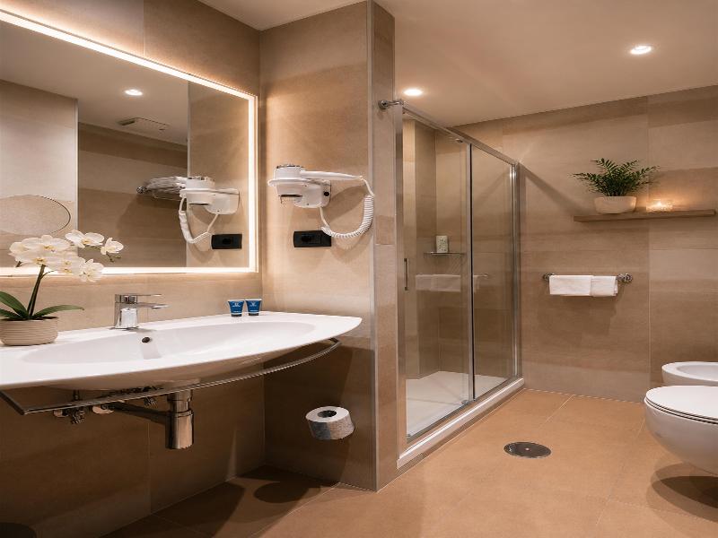 Best Western Hotel Rome Airport image