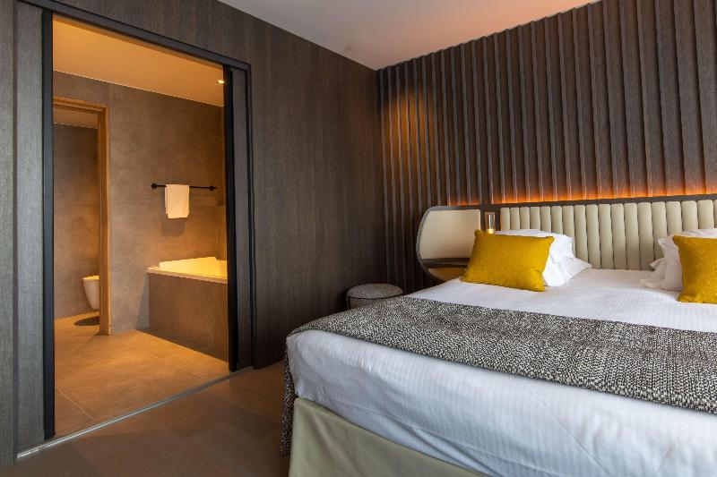 Best Western Premier Hotel de la Paix image
