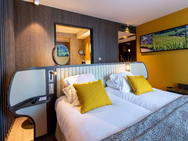 Best Western Premier Hotel de la Paix image