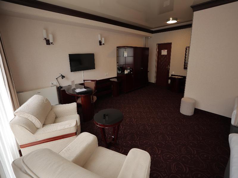 Best Western Plus Paradise Hotel Dilijan image