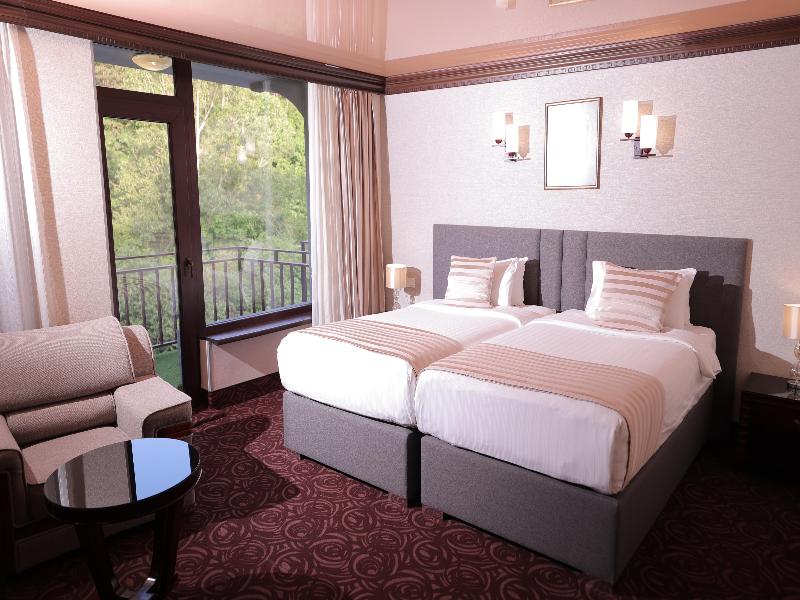 Best Western Plus Paradise Hotel Dilijan image