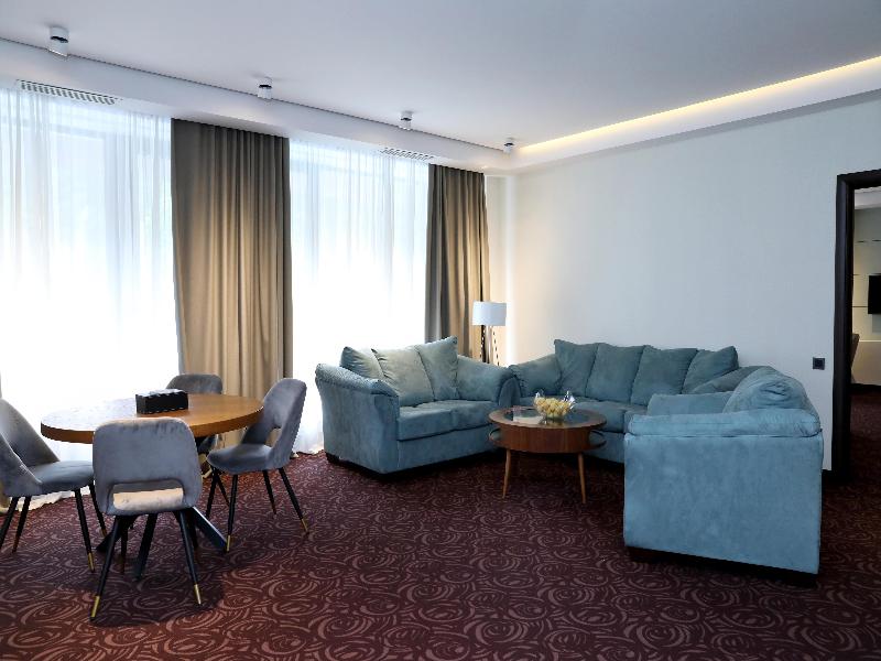 Best Western Plus Paradise Hotel Dilijan image