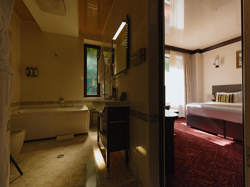 Best Western Plus Paradise Hotel Dilijan image