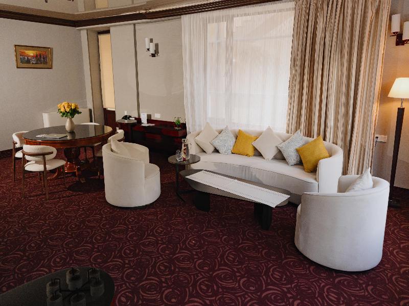Best Western Plus Paradise Hotel Dilijan image