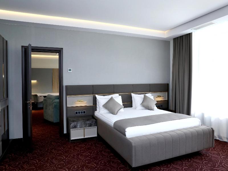 Best Western Plus Paradise Hotel Dilijan image