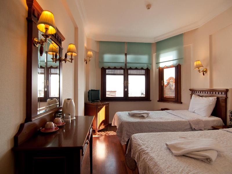Emine Sultan Hotel image