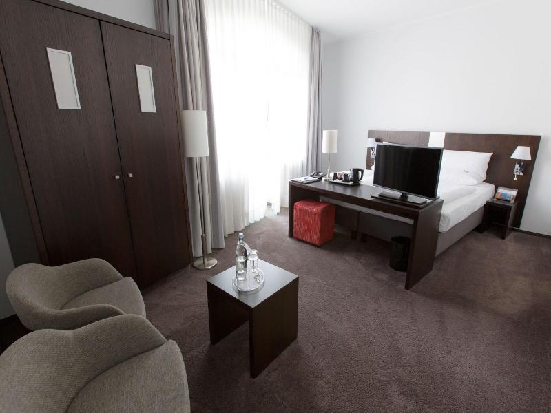 Astor & Aparthotel image