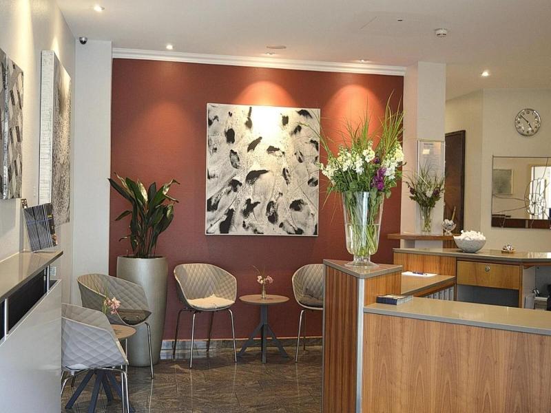 Astor & Aparthotel image