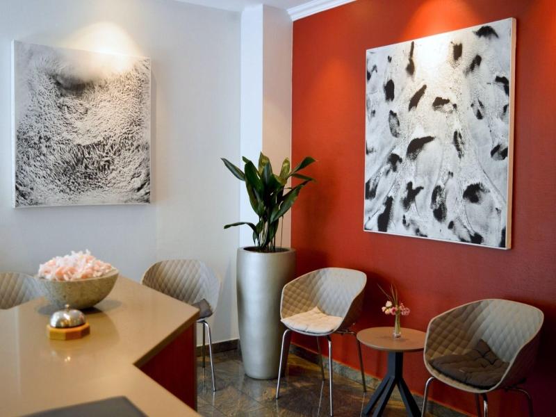 Astor & Aparthotel image