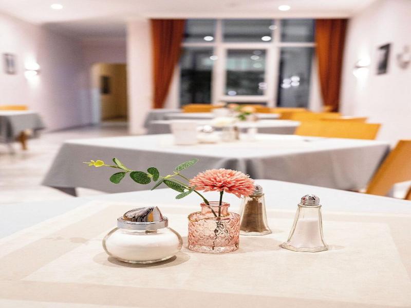 Astor & Aparthotel image