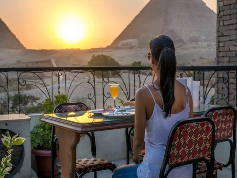 Pyramids View Inn image
