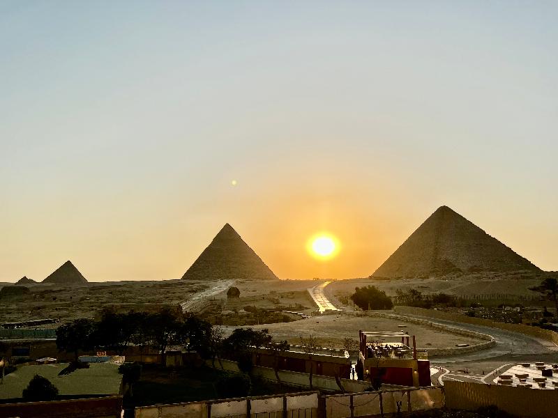 Pyramids View Inn image