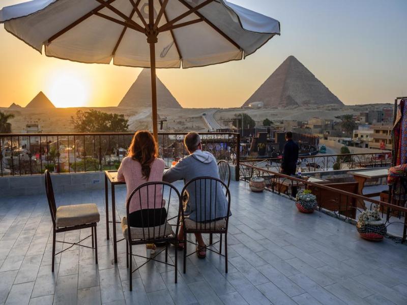 Pyramids View Inn image