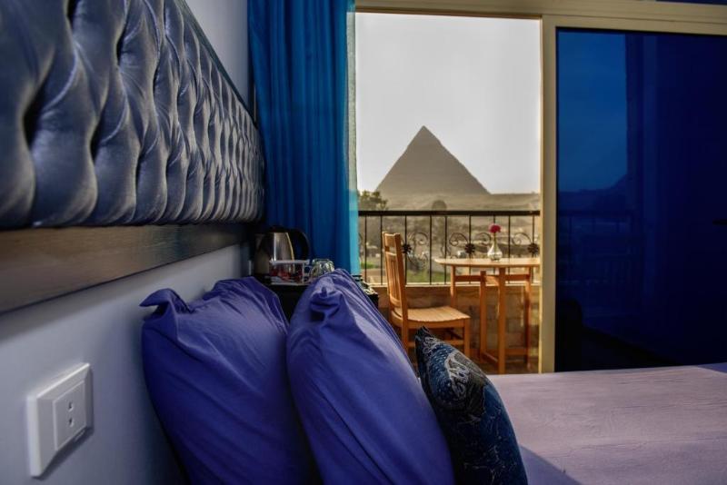 Pyramids View Inn image
