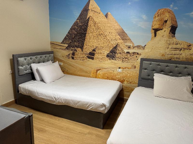 Pyramids View Inn image