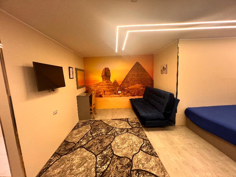 Pyramids View Inn image