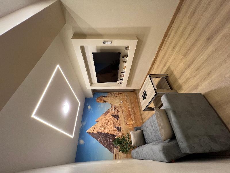 Pyramids View Inn image