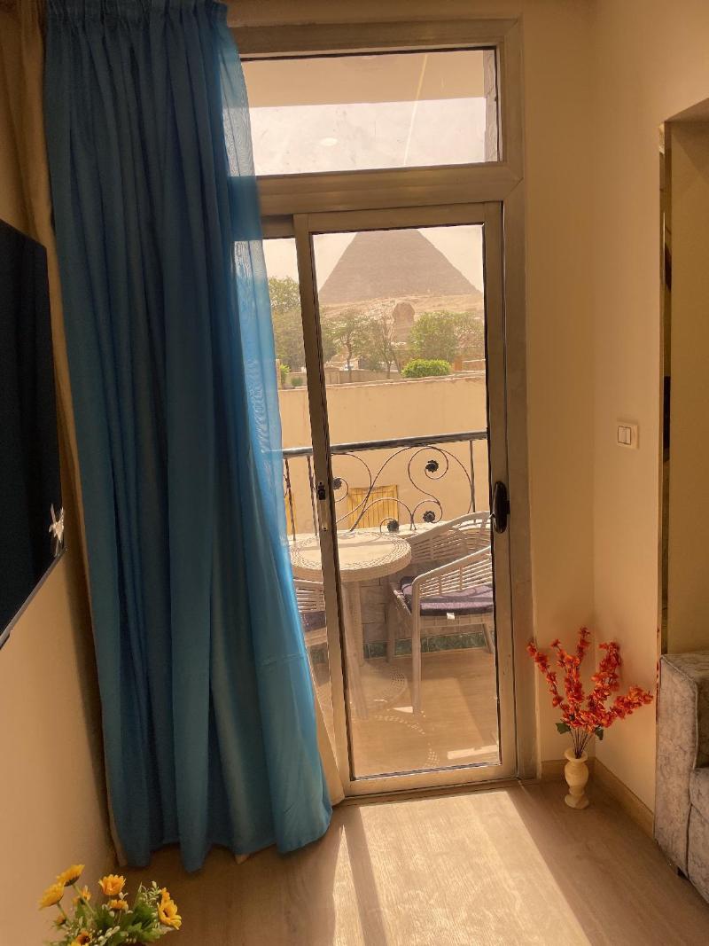 Pyramids View Inn image