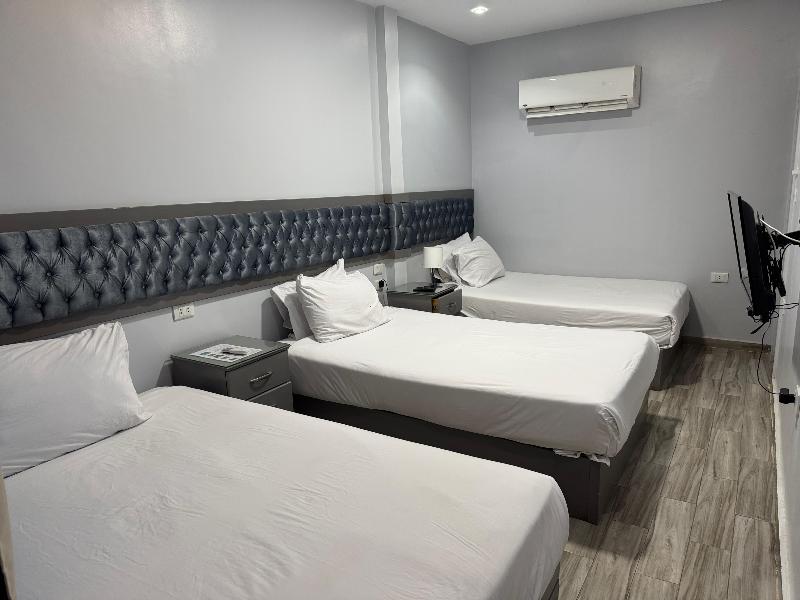 Pyramids View Inn image