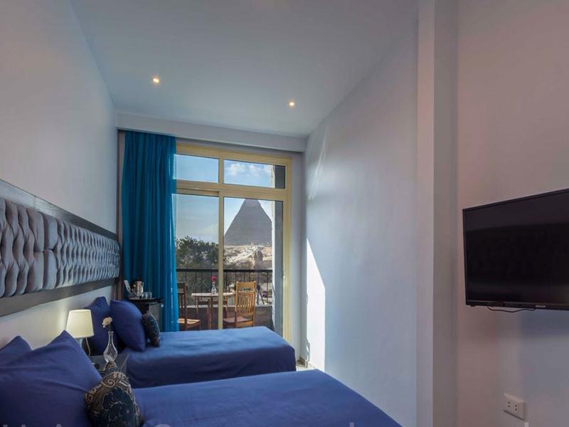 Pyramids View Inn image