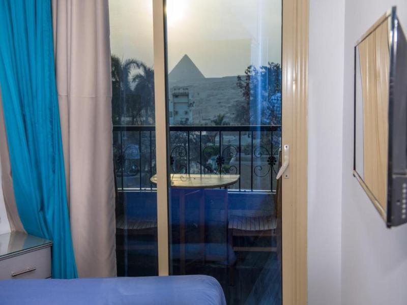 Pyramids View Inn image