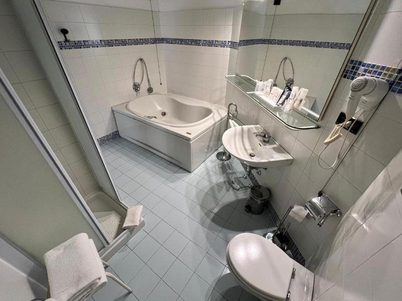 Hotel Diamante image