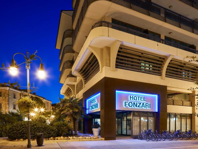 Hotel Fonzari image
