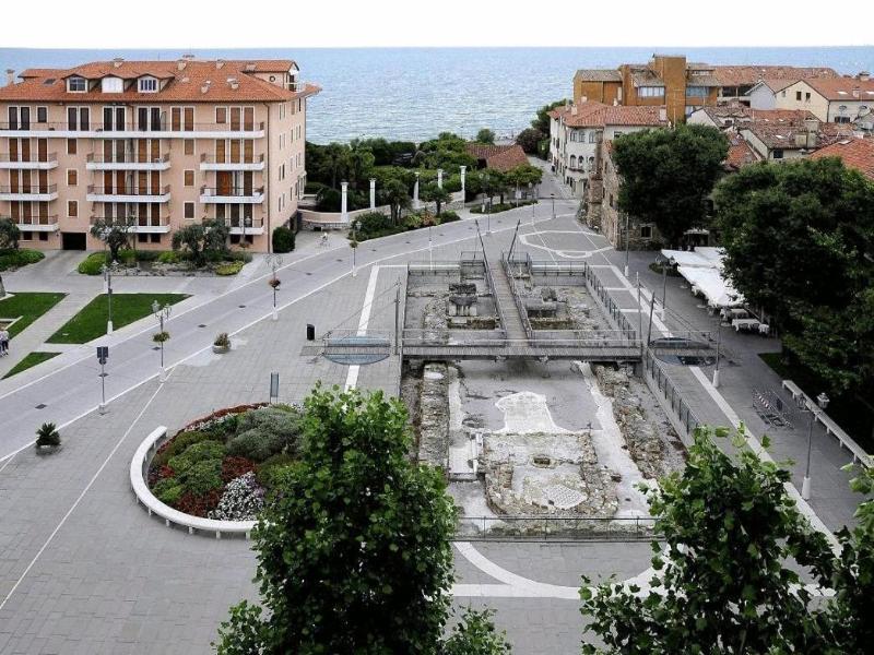 Hotel Fonzari image