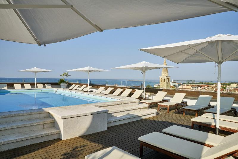 Hotel Fonzari image