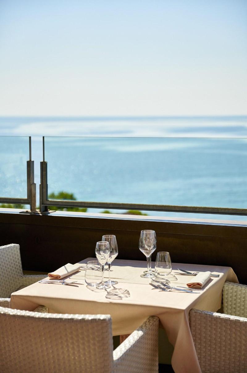 Hotel Fonzari image