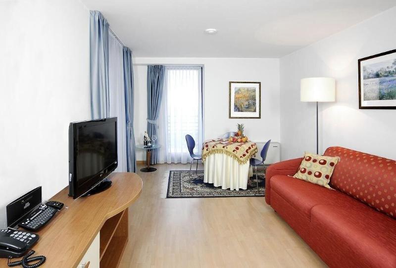 Hotel Fonzari image
