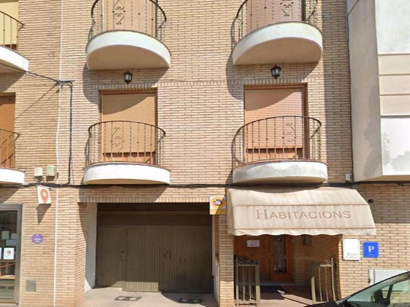 Loncle Pere Habitacions image